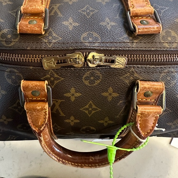 LOUIS VUITTON Monogram Keepall 45 - Picture 8 of 14